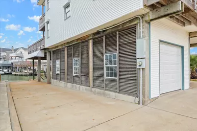 151 Tamana Drive, Tiki Island, TX 77554 - Photo 24