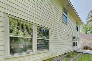 3413 Stratford Dr, Montgomery, TX 77356 - Photo 20