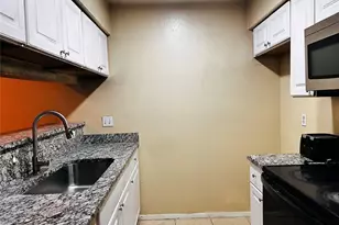 10501 South Dr, Houston, TX 77099 - Photo 4
