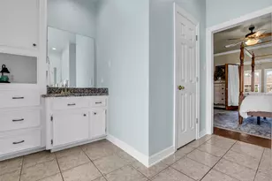 210 River Oaks Dr, Baytown, TX 77523 - Photo 22