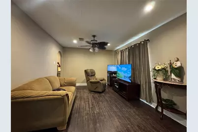 6111 Beldart Street, Houston, TX 77033 - Photo 4