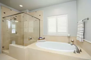 10901 Upland Park, Houston, TX 77043 - Photo 28