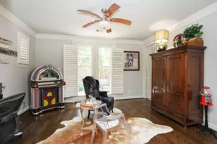 10901 Upland Park, Houston, TX 77043 - Photo 8