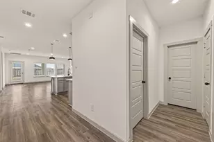 7935 Brumbly Ln, Rosharon, TX 77583 - Photo 6