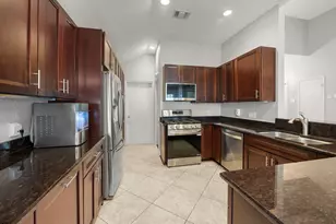 911 Sugardale Ct, Sugar Land, TX 77498 - Photo 16