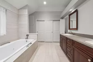 911 Sugardale Ct, Sugar Land, TX 77498 - Photo 28