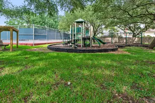 911 Sugardale Ct, Sugar Land, TX 77498 - Photo 38