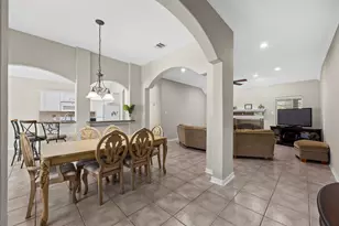 2318 Geronimo Ln, Rosenberg, TX 77471 - Photo 4