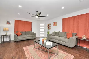 4841 Clover St, Houston, TX 77033 - Photo 4