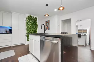 4841 Clover St, Houston, TX 77033 - Photo 8