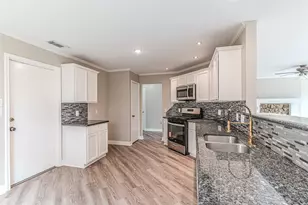 19526 Rocky Bank Dr, Tomball, TX 77375 - Photo 12