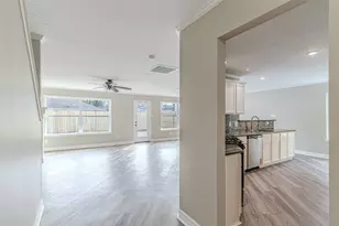 19526 Rocky Bank Dr, Tomball, TX 77375 - Photo 8