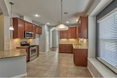 10022 Elkwood Glen Lane, Tomball, TX 77375 - Photo 8