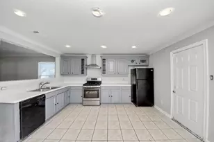 19019 Remington Park Dr, Houston, TX 77073 - Photo 10