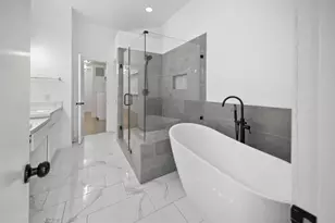 7650 Springhill St, Houston, TX 77021 - Photo 16