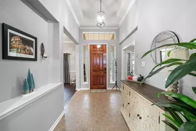 6 W Prairie Dawn Circle, The Woodlands, TX 77385 - Photo 4