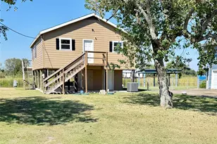 143 Bastrop Bayou Dr, Angleton, TX 77515 - Photo 1
