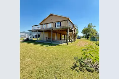 143 Bastrop Bayou Drive, Angleton, TX 77515 - Photo 10