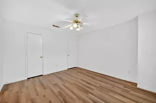 8366 Golf Green Cir, Houston, TX 77036 - Photo 24
