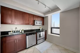 1111 Caroline St, Houston, TX 77010 - Photo 14