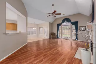 3823 Wildwood Valley Ct, Kingwood, TX 77345 - Photo 10