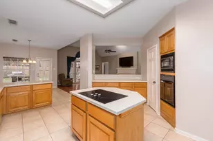 3823 Wildwood Valley Ct, Kingwood, TX 77345 - Photo 18