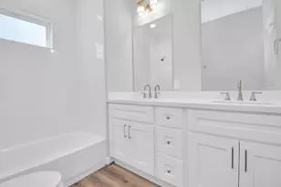 2339 Hoskins Dr, Houston, TX 77080 - Photo 32