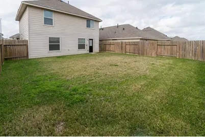 5562 Latta Plantation, Katy, TX 77449 - Photo 2