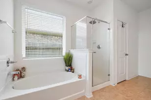 6719 Northchester Dr, Katy, TX 77493 - Photo 4