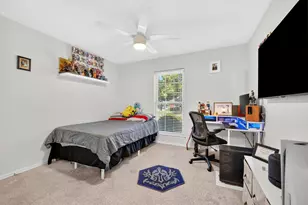 805 Kathryn Dr, Lewisville, TX 75067 - Photo 10
