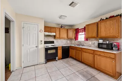 1610 Saint Barbe Street, Hempstead, TX 77445 - Photo 8