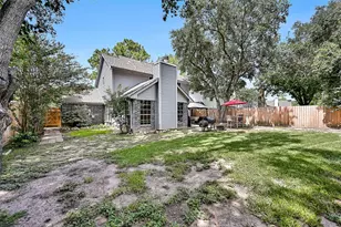 14219 Oak Chase Dr, Houston, TX 77062 - Photo 38