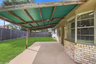 16338 Autumn Wind Dr, Houston, TX 77090 - Photo 36