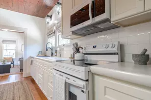 3825 Ave N 1/2, Galveston, TX 77550 - Photo 14