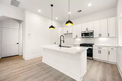 747 Dumble Street, Houston, TX 77023 - Photo 6