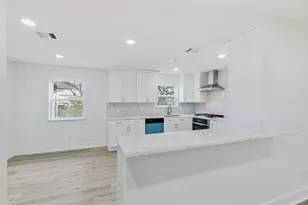 18111 Barbuda Ln, Houston, TX 77058 - Photo 26