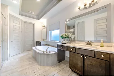 51 Springtime Creek Drive, The Woodlands, TX 77354 - Photo 18