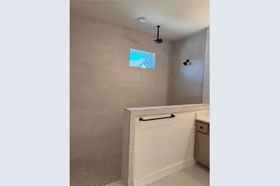 16041 Hayes Park Drive, Houston, TX 77079 - Photo 10