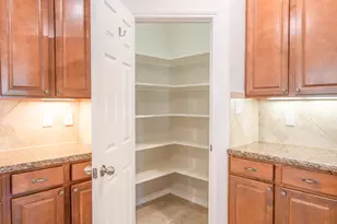 6913 Abbey Falls, San Antonio, TX 78249 - Photo 16