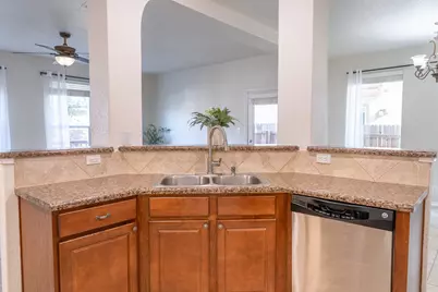 6913 Abbey Falls, San Antonio, TX 78249 - Photo 14