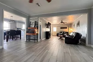 14 Villa Cir, Huntsville, TX 77320 - Photo 4