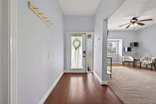 214 Texas St, Tomball, TX 77375 - Photo 4