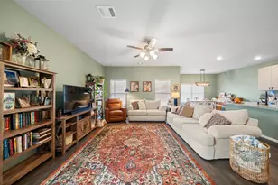 819 Faison Ct, Montgomery, TX 77316 - Photo 6