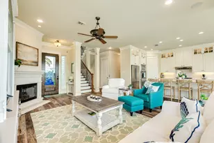 13631 Windlass Cir, Galveston, TX 77554 - Photo 8