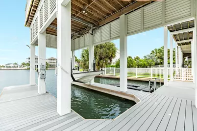 13631 Windlass Circle, Galveston, TX 77554 - Photo 36