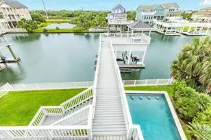 13631 Windlass Cir, Galveston, TX 77554 - Photo 28