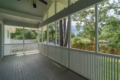 215 Whispering Oaks Drive, Taylor Lake Village, TX 77586 - Photo 28