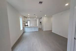 29522 Barnview Dr, Waller, TX 77484 - Photo 2