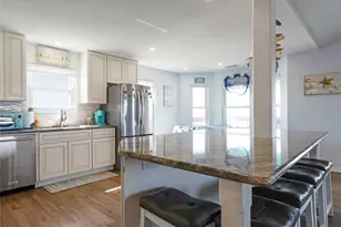 480 County Rd 202, Sargent, TX 77414 - Photo 16