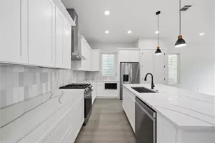 9419 C Montridge Ln, Houston, TX 77080 - Photo 10